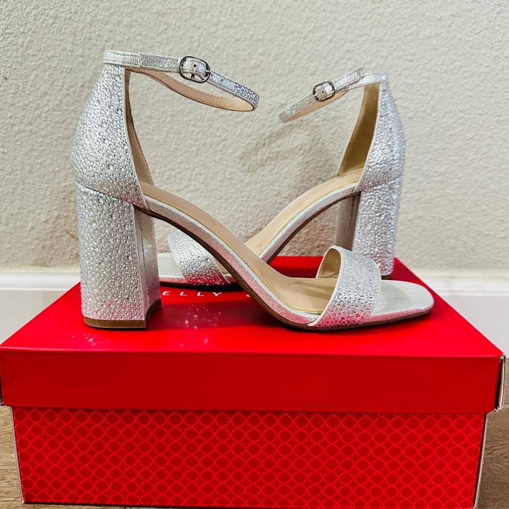 Women’s Size 8.5 Kelly & Katie Heels